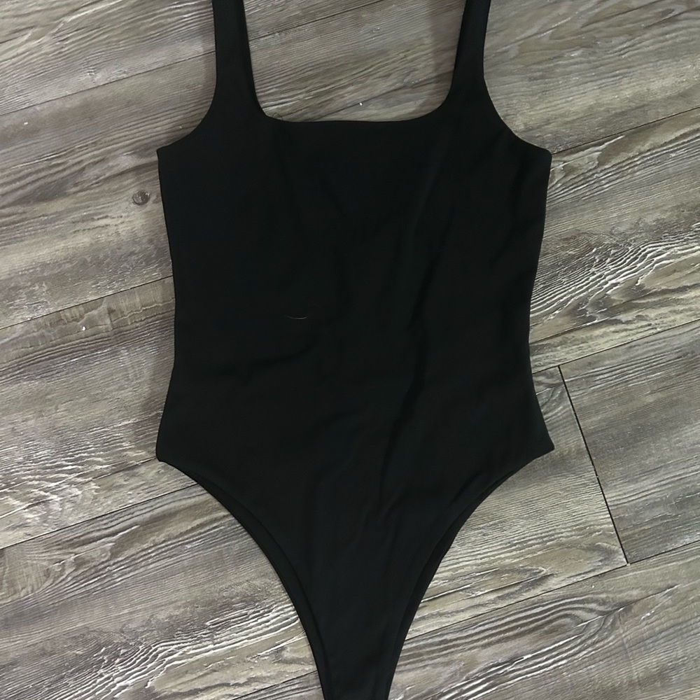 Forever 21 Black Scoop Neck Bodysuit